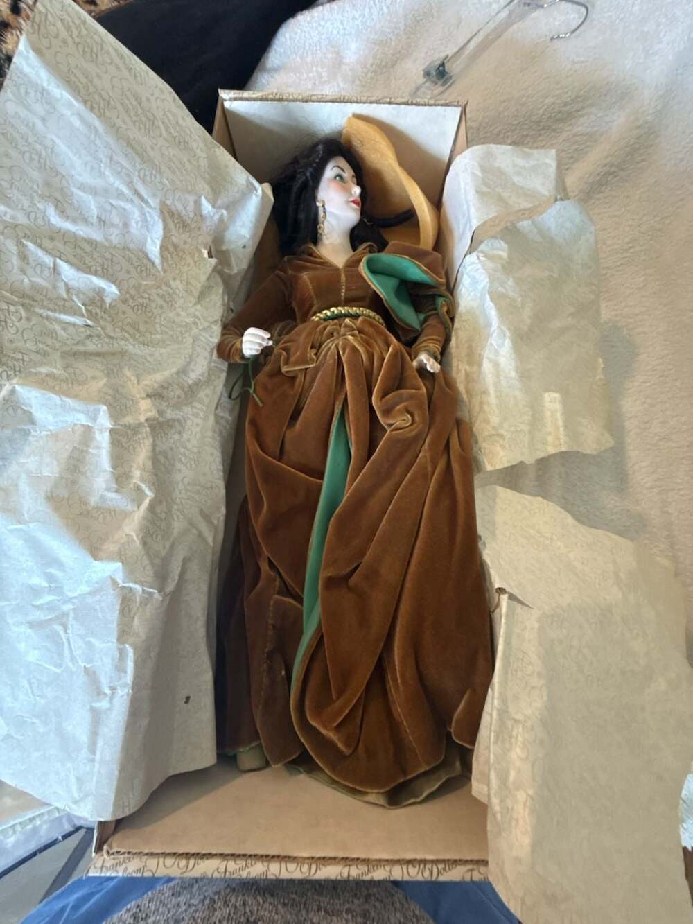Franklin Heirloom Gone With‎ the Wind Scarlett O'Hara Doll Green Drapery Dress